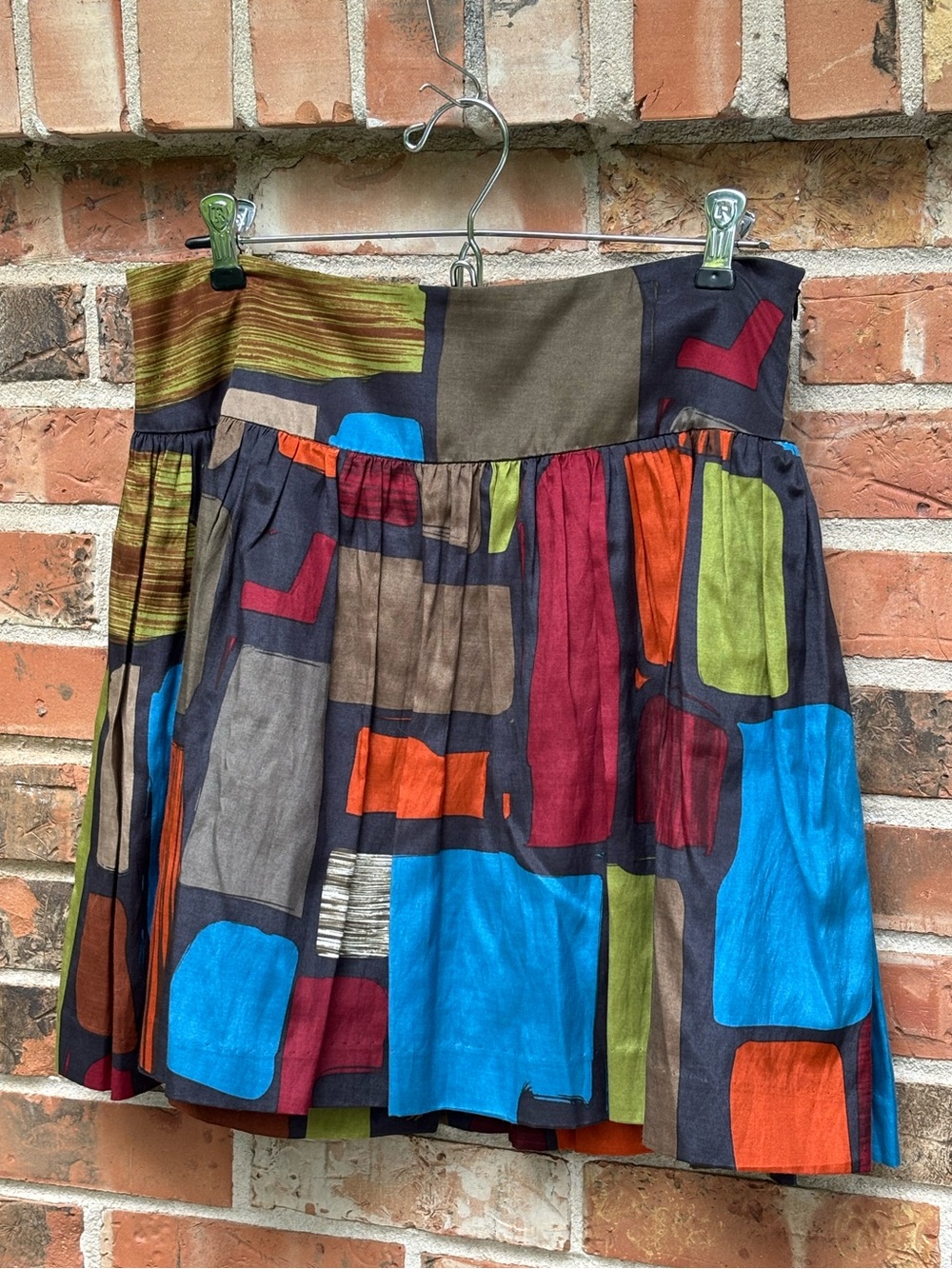 Kenzie Silk Skirt. Side Zipper Fully Lined,